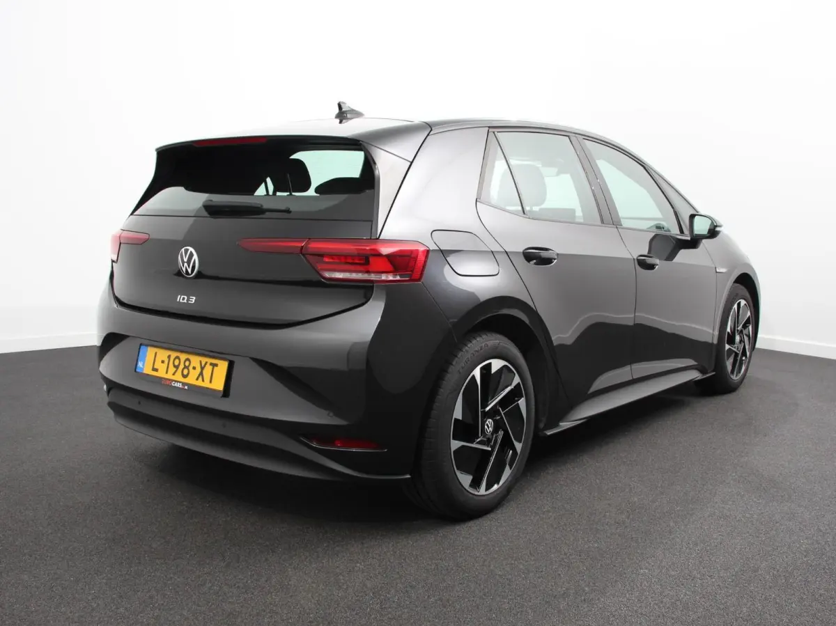 Pro 58 kWh Camera Apple Carplay Stoelverwarming Navigatie Android Auto Climate Control Navigatie Cruise control Parkeersensoren voor achter LED