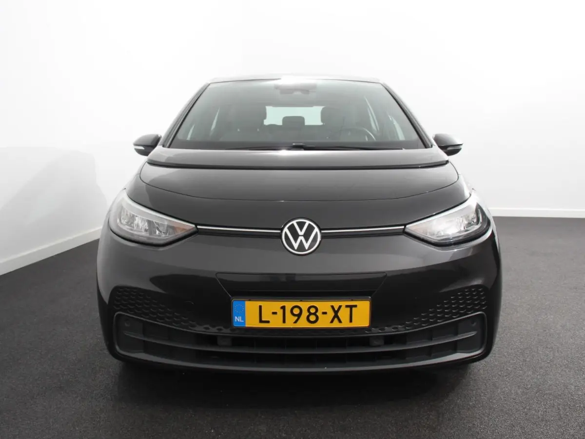 Pro 58 kWh Camera Apple Carplay Stoelverwarming Navigatie Android Auto Climate Control Navigatie Cruise control Parkeersensoren voor achter LED