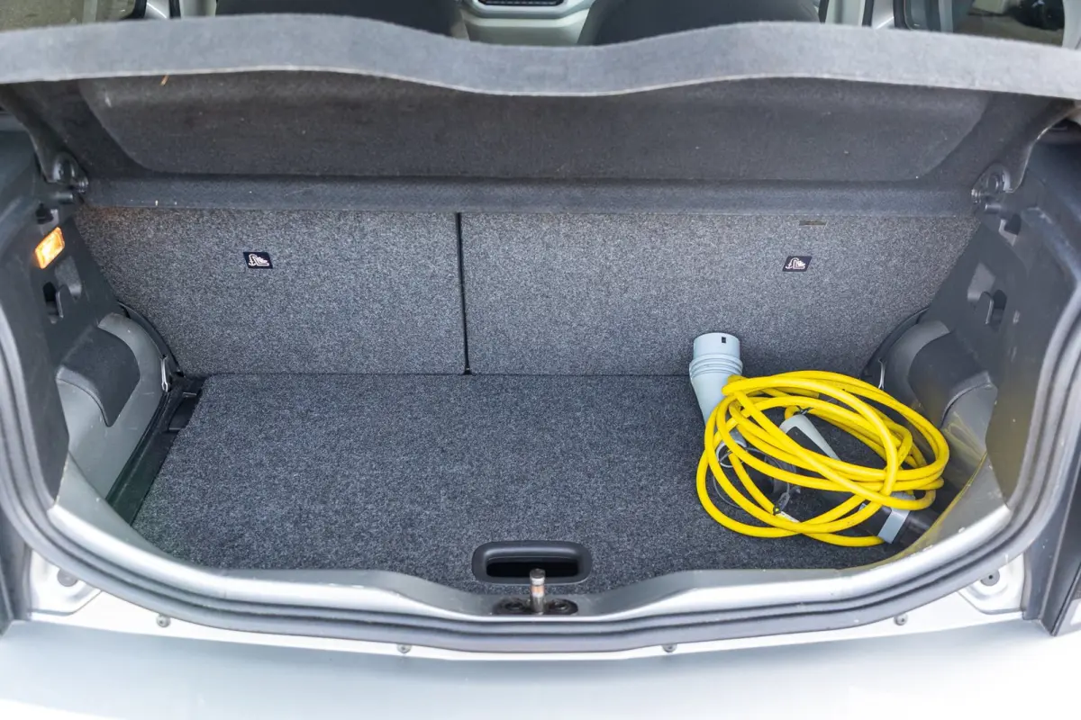E-up! Soh 80% I Climate I Cruise I Parkeersensoren I Stoelverwarming I LM Velgen