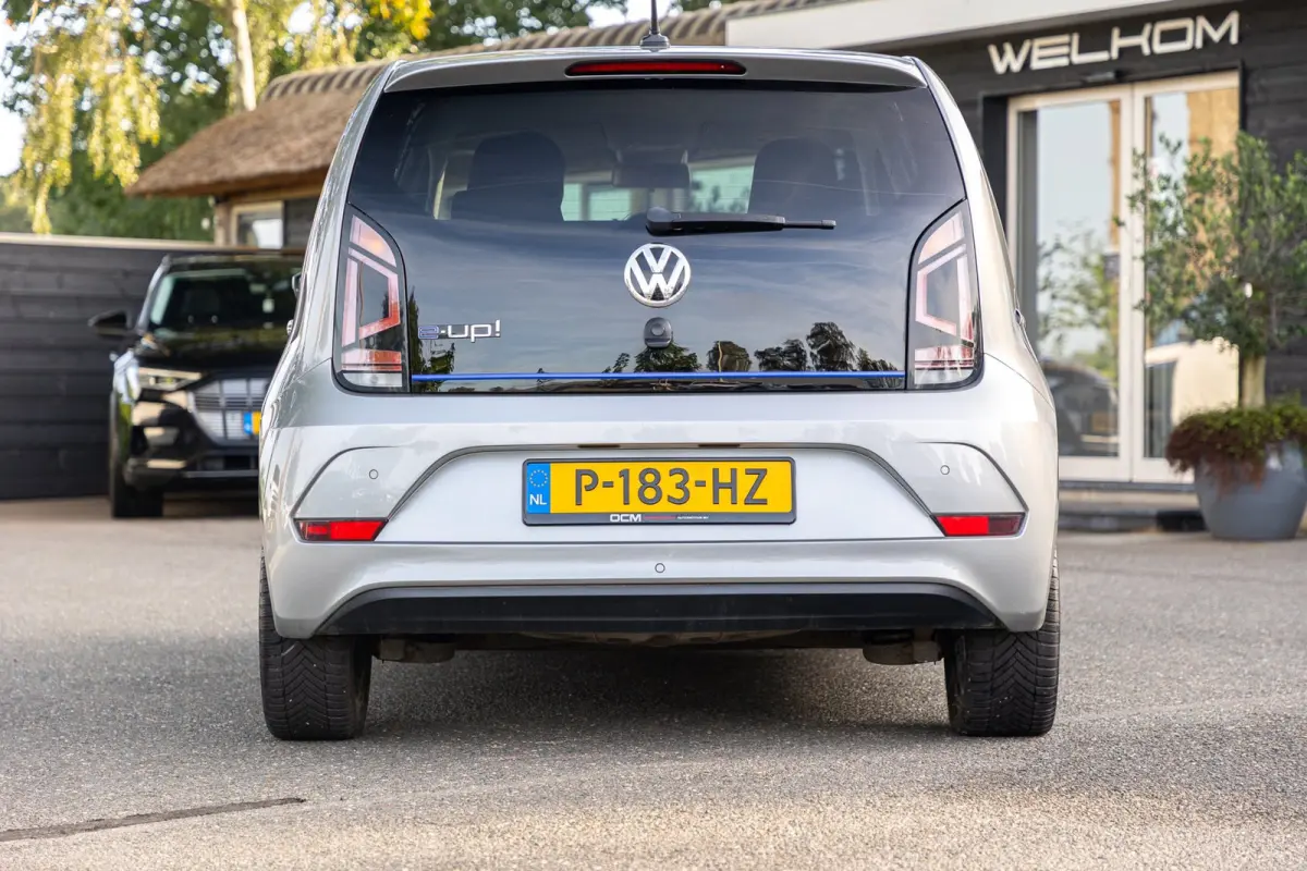 E-up! Soh 80% I Climate I Cruise I Parkeersensoren I Stoelverwarming I LM Velgen