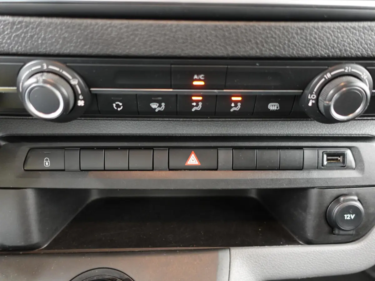 2.0 CDTI L3H1 145PK Dubbele Cabine Automaat Airco Apple Carplay/Android Auto Navigatie Trekhaak Camera Parkeersensoren