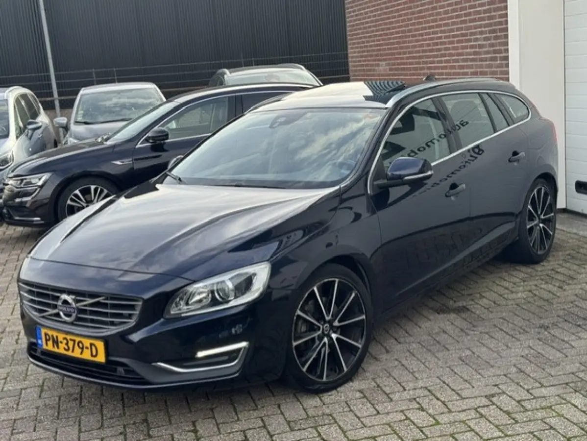 2.0 D5 Ocean Race - Trekhaak - Schuifdak - Keyless