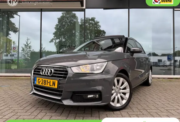 1.0 TFSI Advance Sport - Pano/Schuifdak - Navi - Half Leder