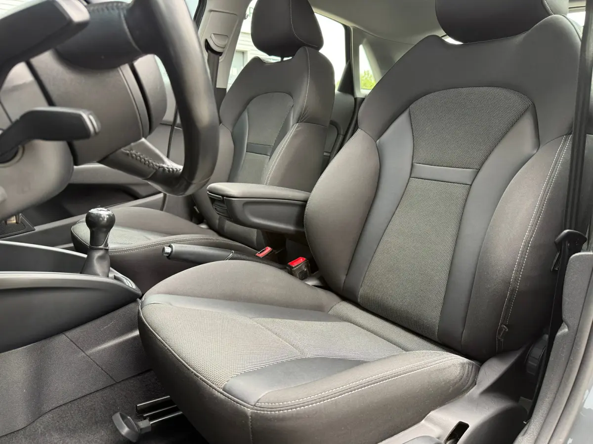 1.0 TFSI Advance Sport - Pano/Schuifdak - Navi - Half Leder