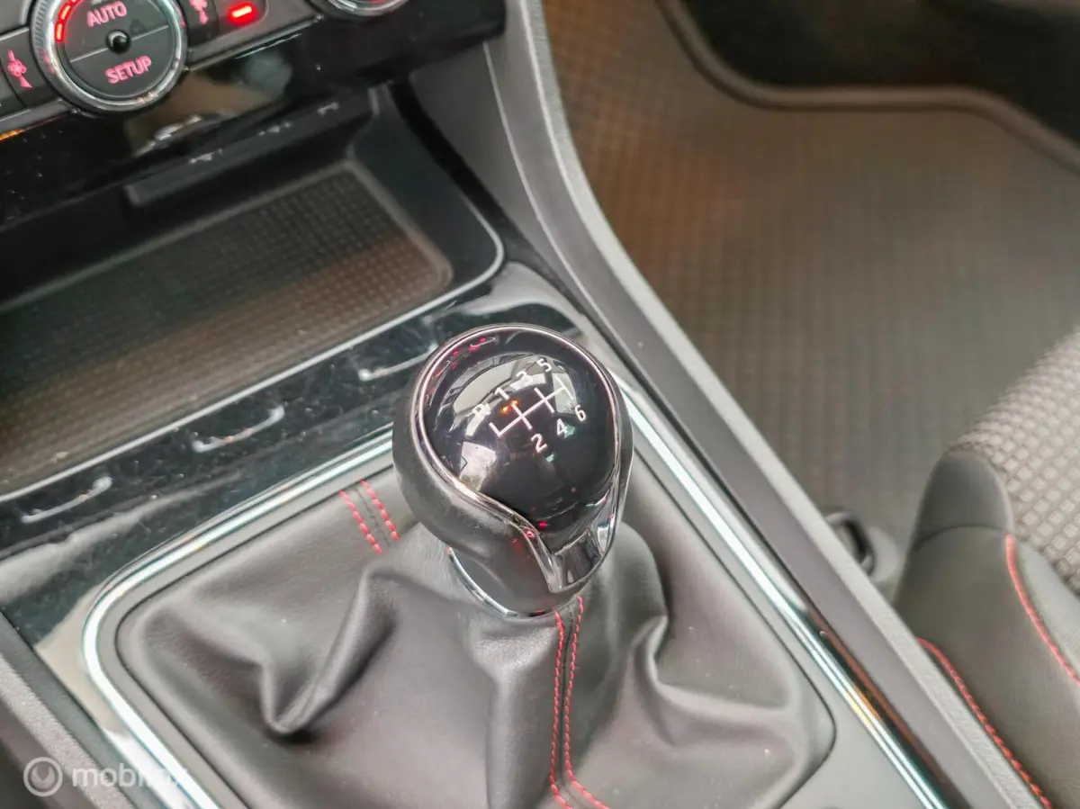 1.4 EcoTSI FR Carplay Seat sound Stoelverwarming