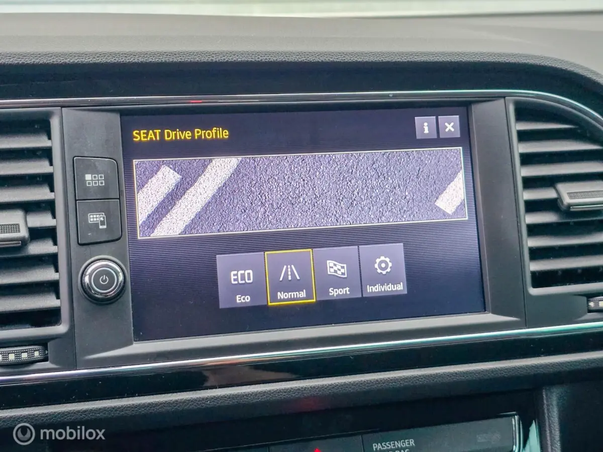 1.4 EcoTSI FR Carplay Seat sound Stoelverwarming
