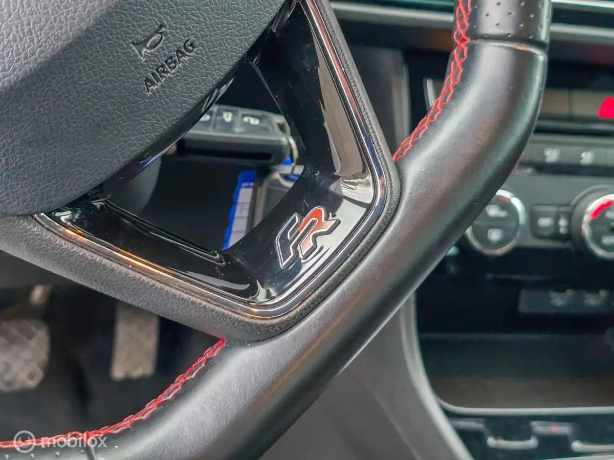 1.4 EcoTSI FR Carplay Seat sound Stoelverwarming