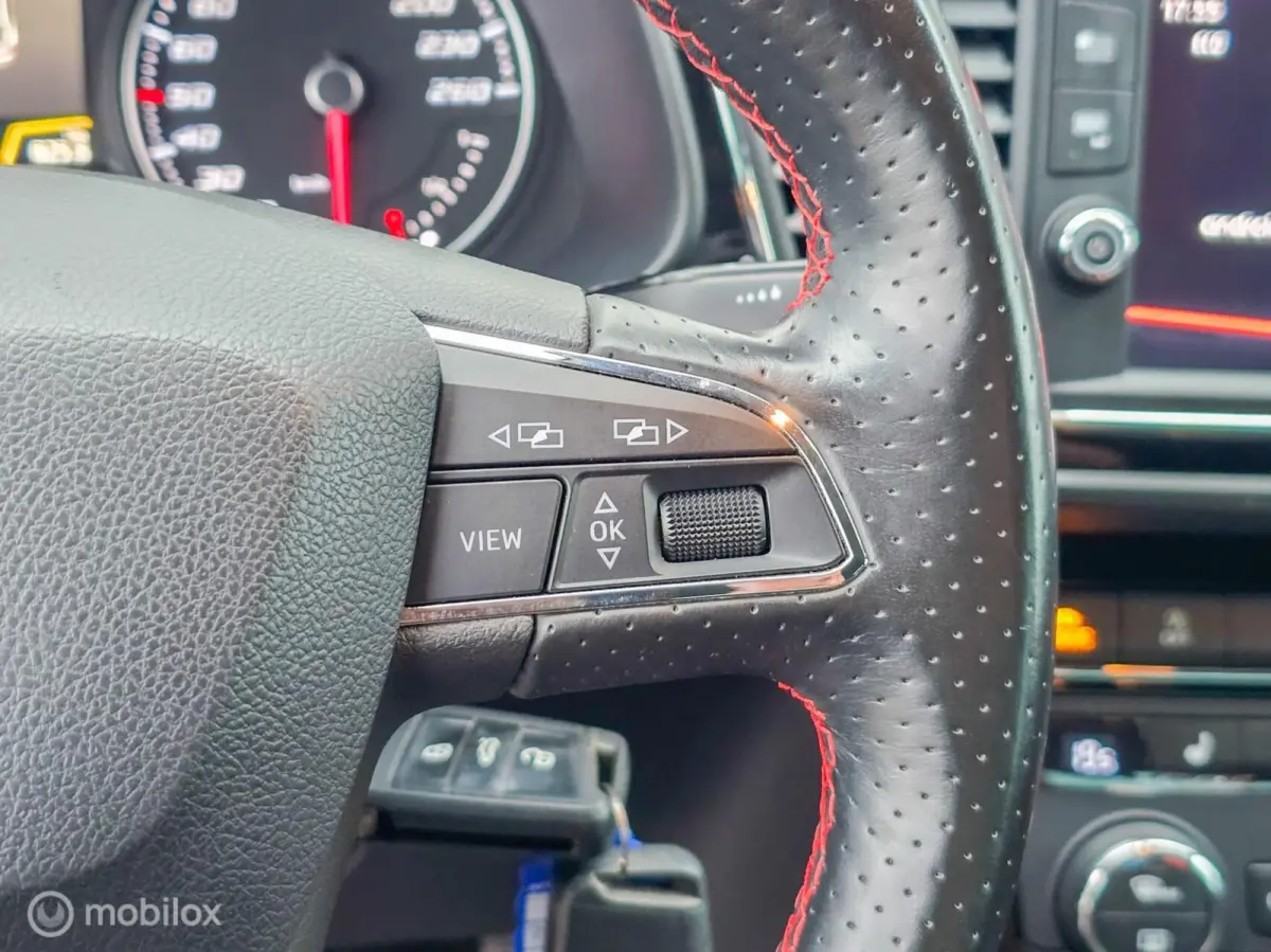 1.4 EcoTSI FR Carplay Seat sound Stoelverwarming
