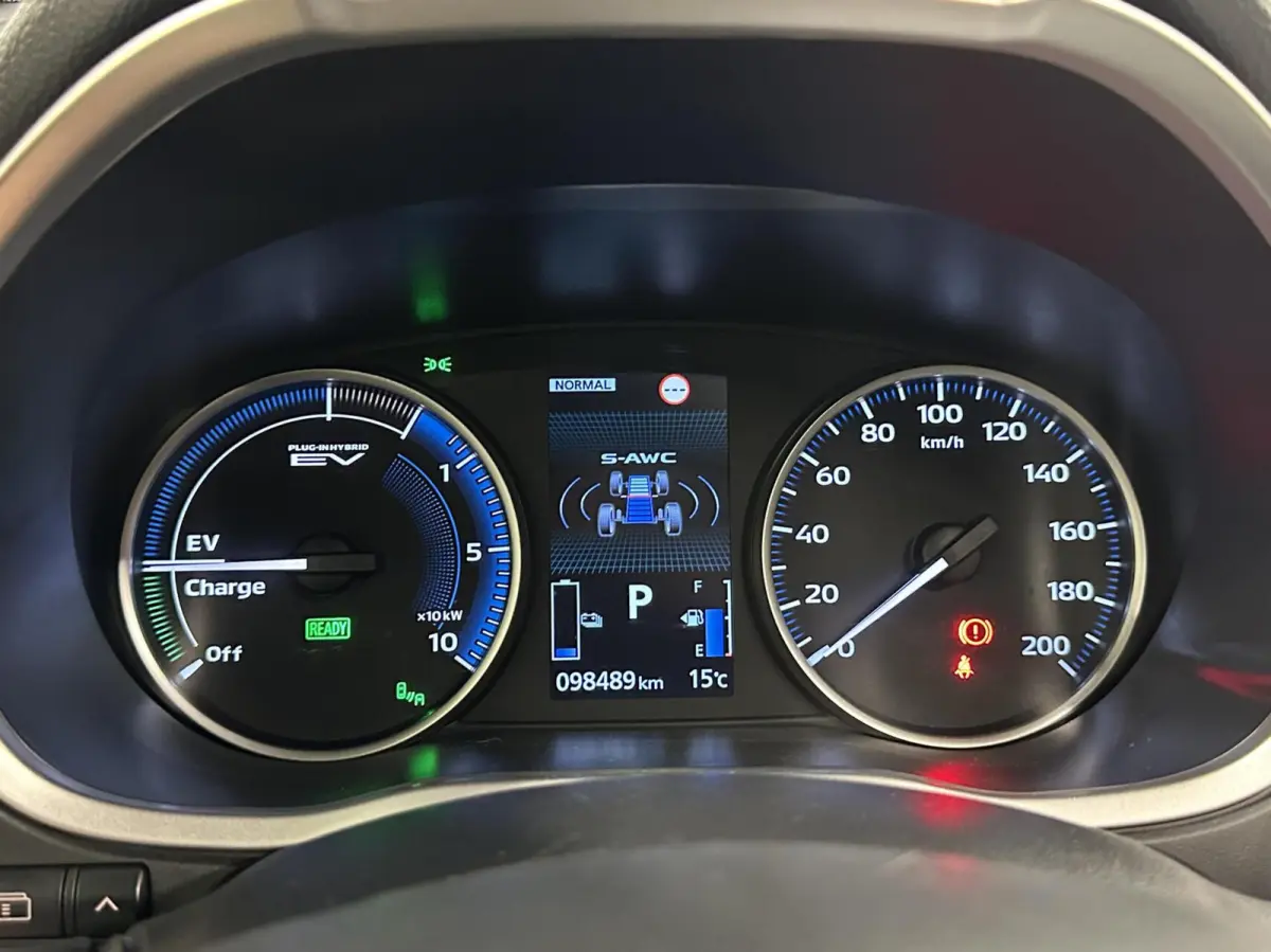 2.4 PHEV Executive PANO LEER CAMERA ADAPTIEF CRUISE.