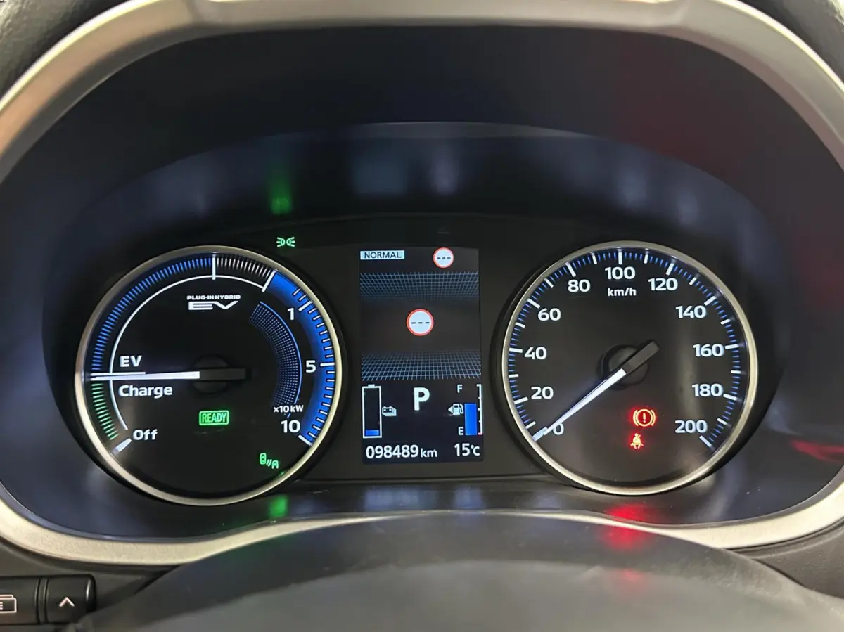 2.4 PHEV Executive PANO LEER CAMERA ADAPTIEF CRUISE.