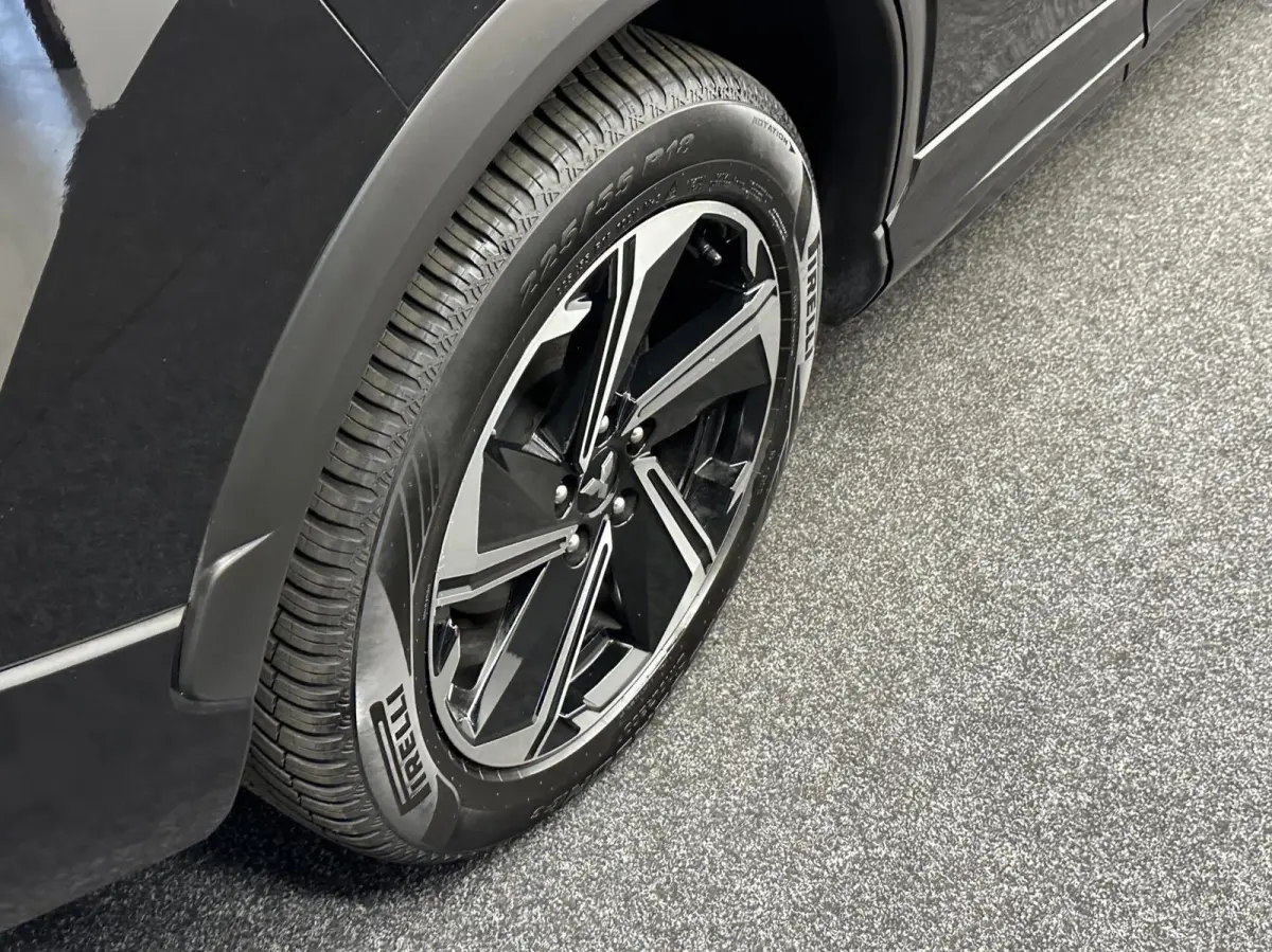 2.4 PHEV Executive PANO LEER CAMERA ADAPTIEF CRUISE.