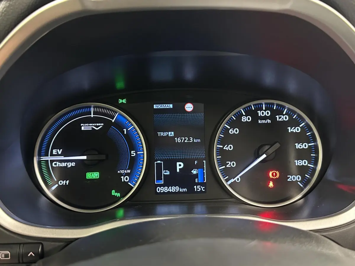 2.4 PHEV Executive PANO LEER CAMERA ADAPTIEF CRUISE.