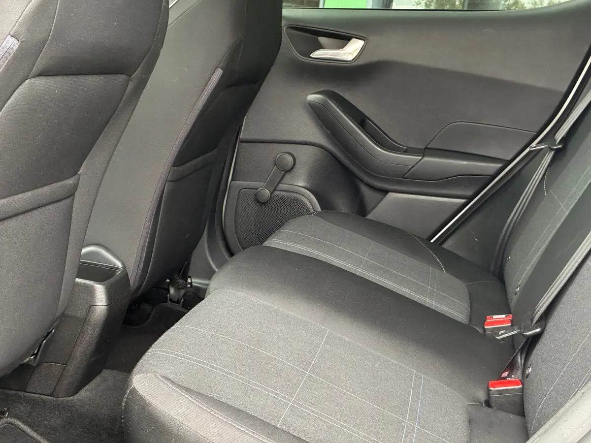1.1 Trend|Navigatie|Airco|CruiseControl|CarPlay|Lane Assist|Nieuwe APK|NAP|Elektr.ramen|