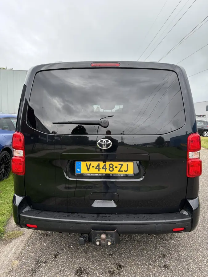 2.0 D-4D AUTOMAAT BLACK EDTION DUBBEL CABINE 177PK, LEDER,TREKHAAK, LM VELGEN, 2 SCHUIFDEUREN