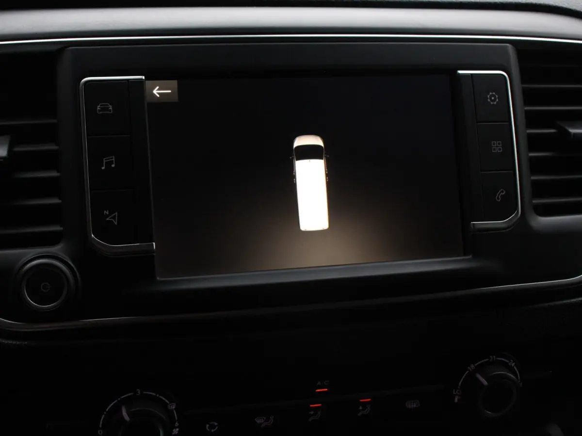 2.0 CDTI Automaat 145 pk L3H1 Dubbele Cabine 6 Persoons Edition Trekhaak Navigatie Apple Carplay Android Auto Airco Bluetooth Betimmering Cruise Control