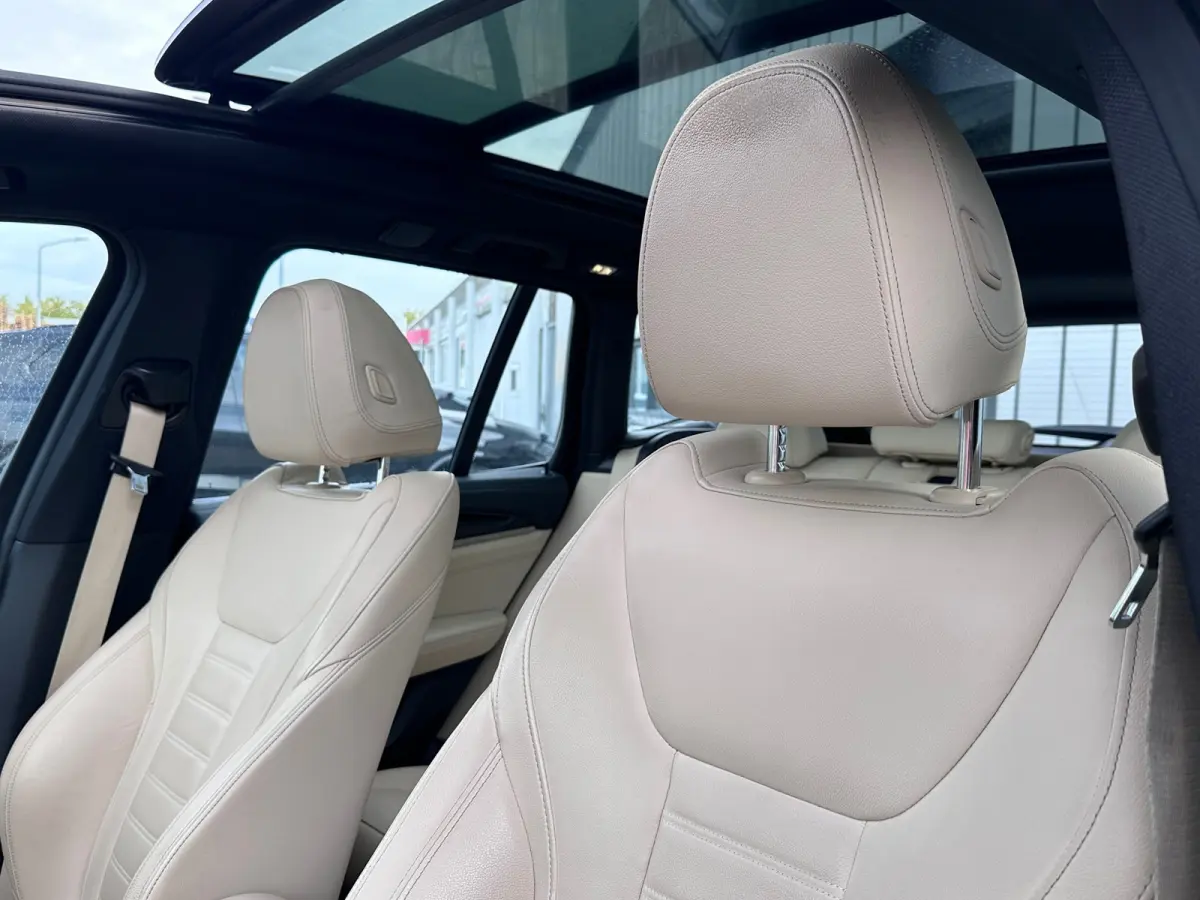 High Executive 80 kWh SOH 95% Harman Kardon PANO/HEAD-UP DISPLAY LEER/MEMORY STOELEN
