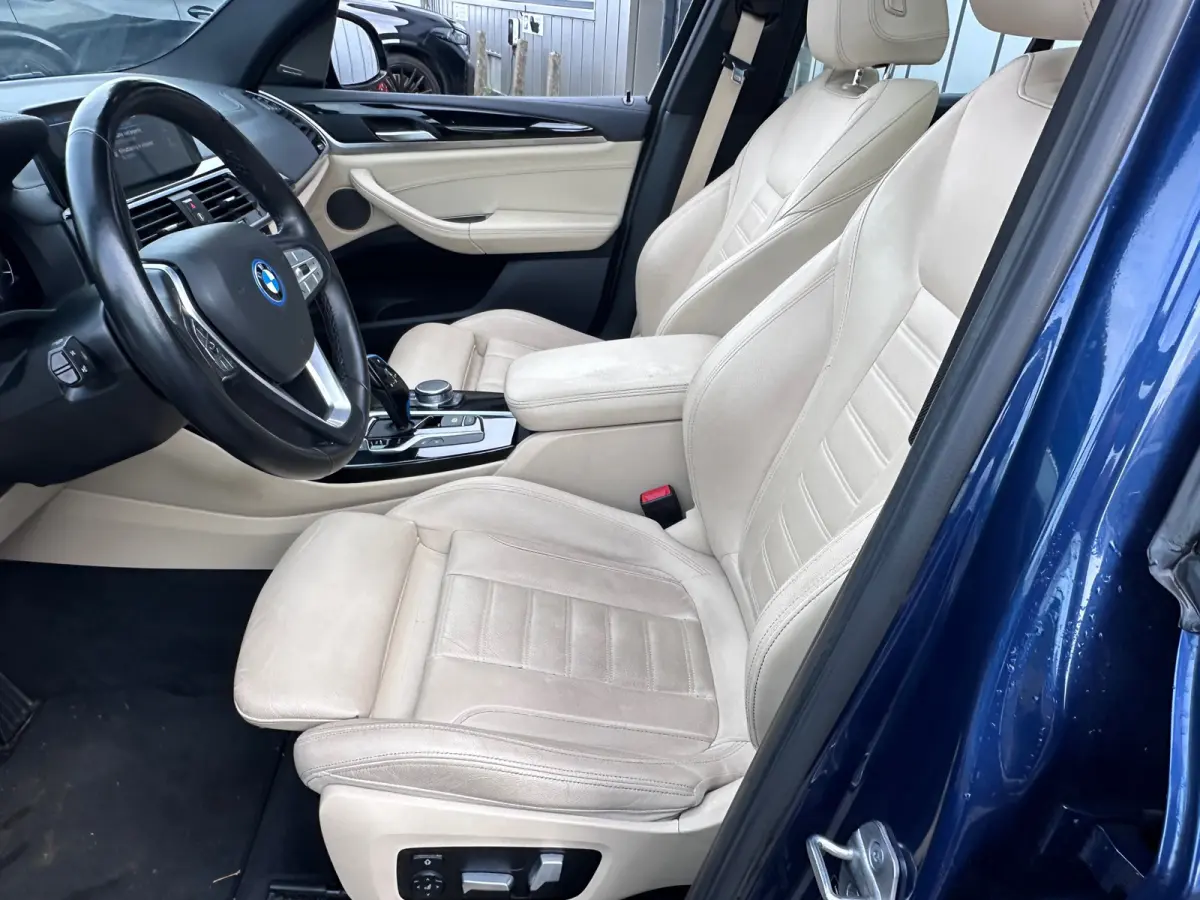 High Executive 80 kWh SOH 95% Harman Kardon PANO/HEAD-UP DISPLAY LEER/MEMORY STOELEN