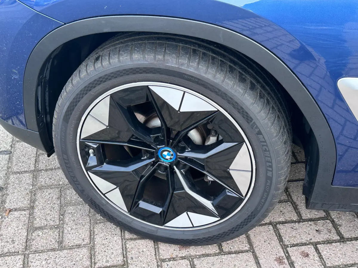 High Executive 80 kWh SOH 95% Harman Kardon PANO/HEAD-UP DISPLAY LEER/MEMORY STOELEN
