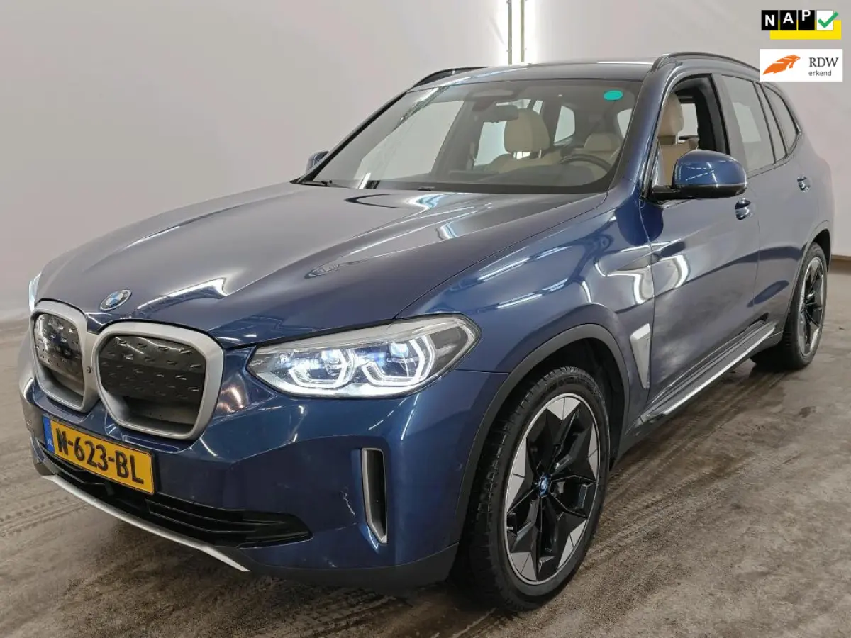 BMW iX3 leasen