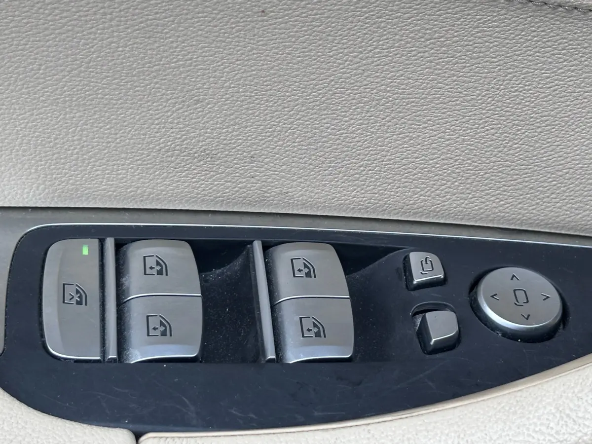 High Executive 80 kWh SOH 95% Harman Kardon PANO/HEAD-UP DISPLAY LEER/MEMORY STOELEN