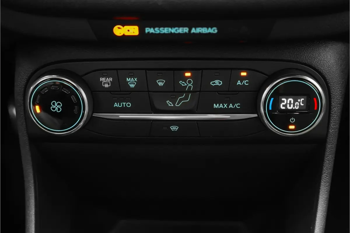 1.0 EcoBoost ST-Line CarPlay Trekhaak 17"
