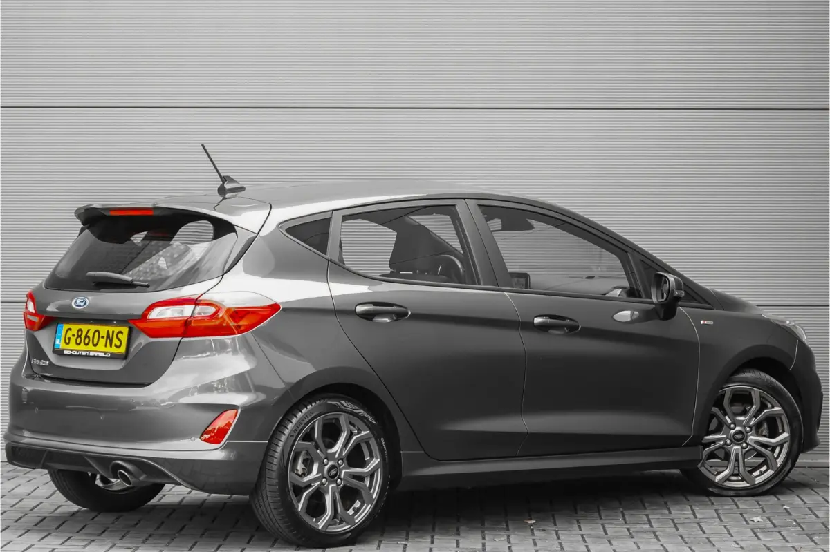 1.0 EcoBoost ST-Line CarPlay Trekhaak 17"