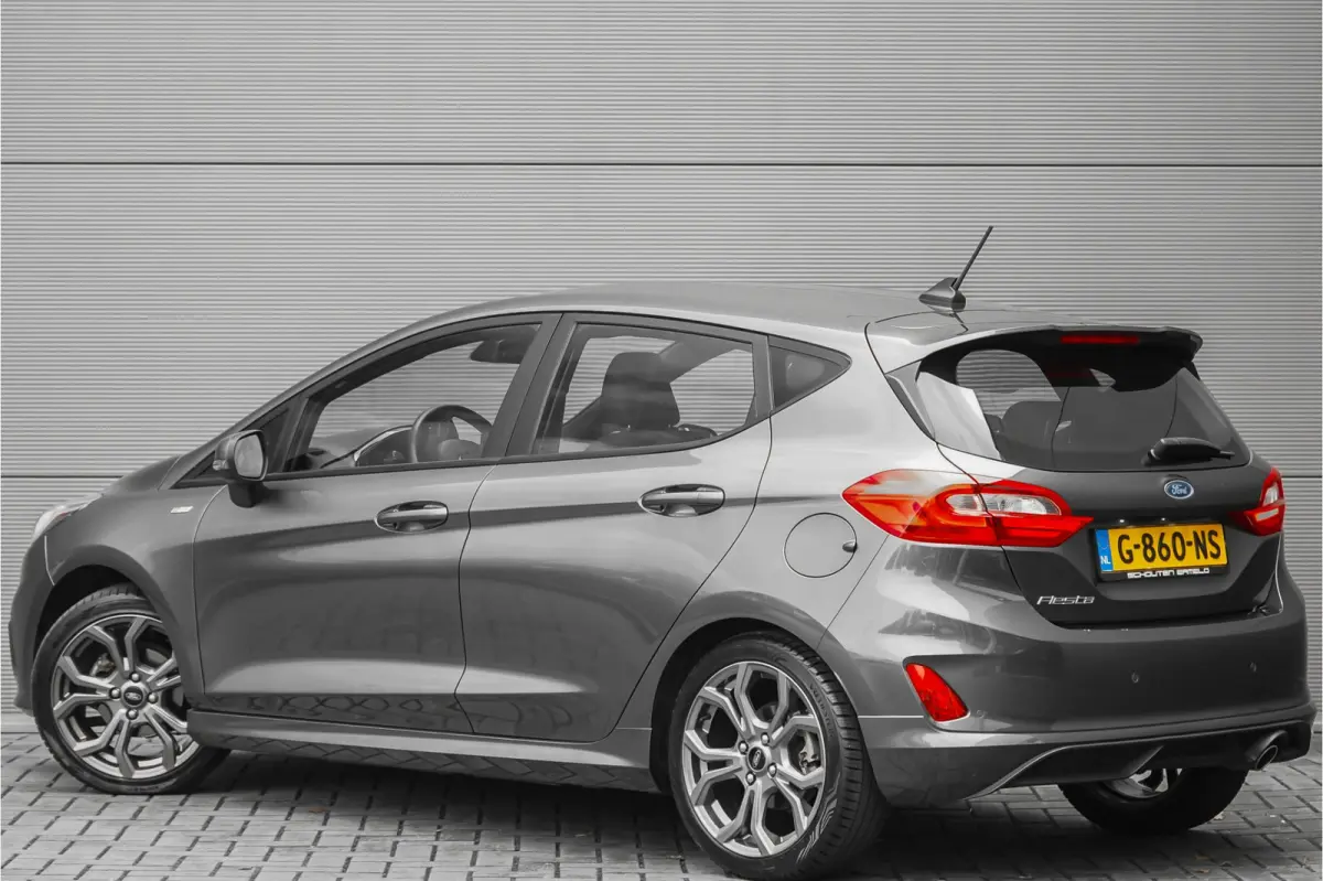 1.0 EcoBoost ST-Line CarPlay Trekhaak 17"
