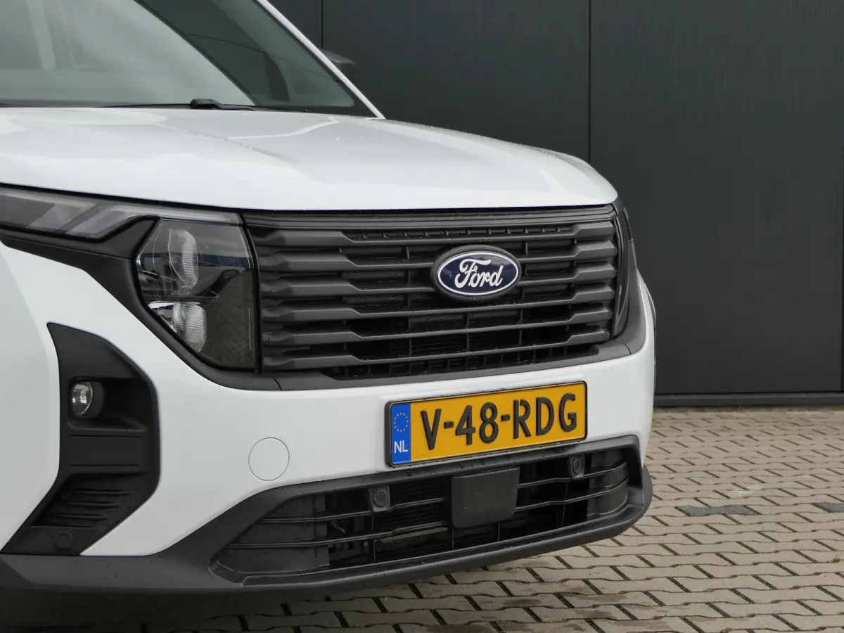 1.5 EcoBlue Trend | CarPlay/Android Auto | Zijschuifdeur | Bluetooth | Parkeersensoren | Cruise Control | Airco