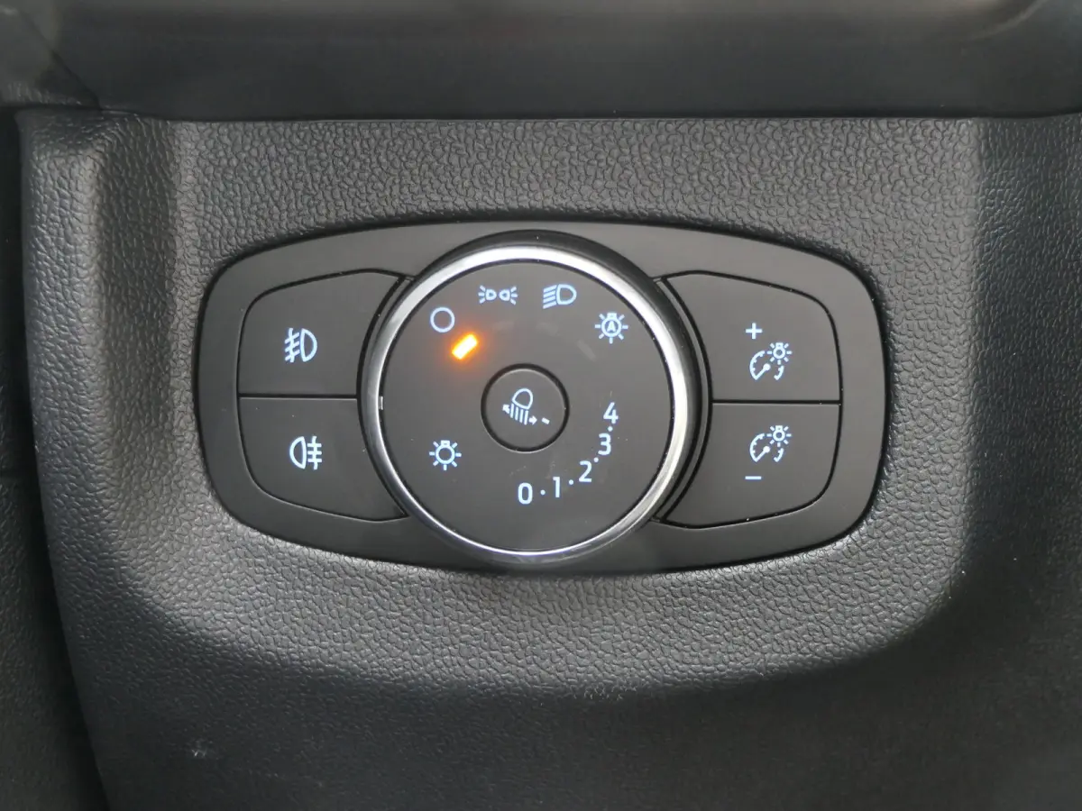 1.5 EcoBlue Trend | CarPlay/Android Auto | Zijschuifdeur | Bluetooth | Parkeersensoren | Cruise Control | Airco
