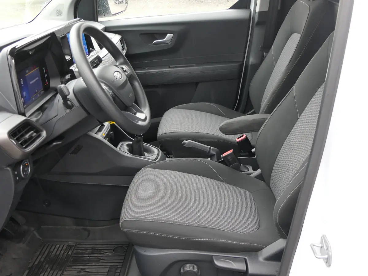 1.5 EcoBlue Trend | CarPlay/Android Auto | Zijschuifdeur | Bluetooth | Parkeersensoren | Cruise Control | Airco
