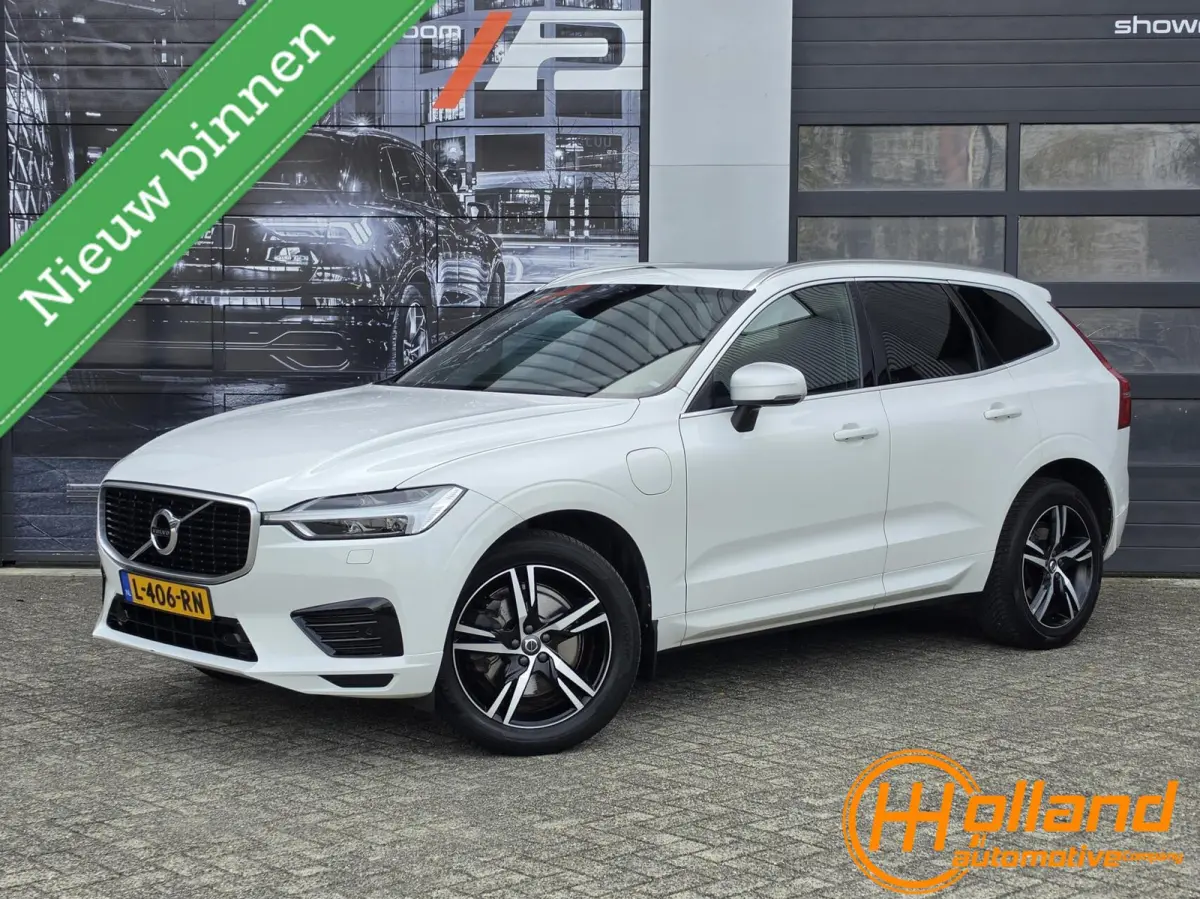2.0 T8 Twin Engine AWD R-Design|PANO|MEMORY|ACC