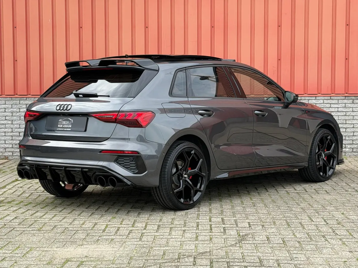 35 TFSI 3x S-Line Pano Camera 19"RS Maxton