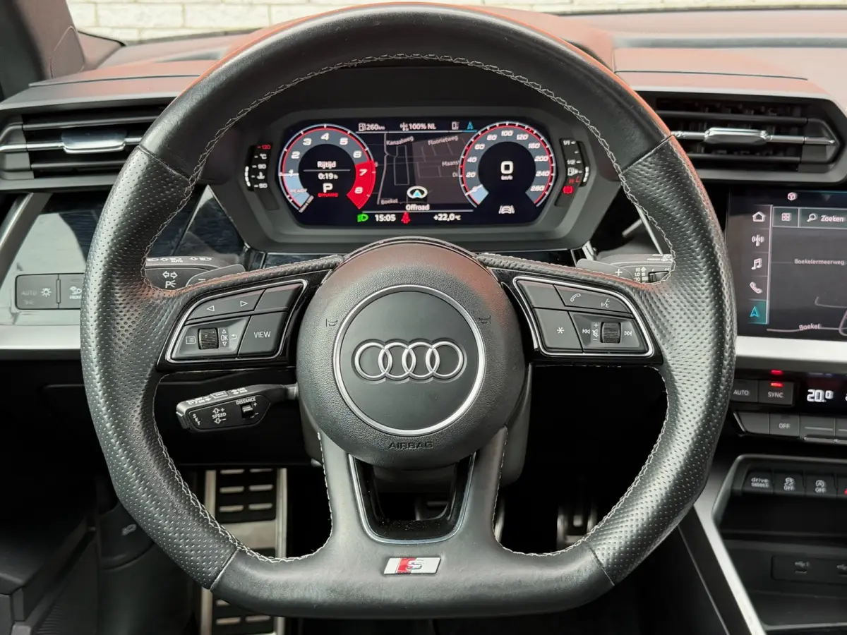 35 TFSI 3x S-Line Pano Camera 19"RS Maxton