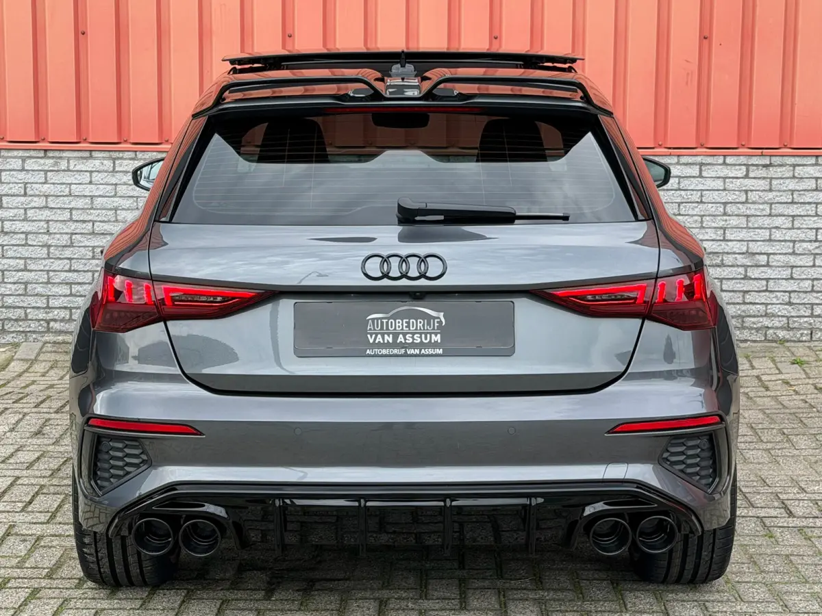 35 TFSI 3x S-Line Pano Camera 19"RS Maxton