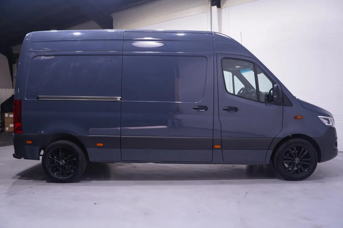 315 CDI 150 pk L2H2 Aut. Navi, 18" LMV, 360 Camera LED Koplampen, Adapt. Cruise, Laadruimte Pakket, PDC V+A, 2-Zits