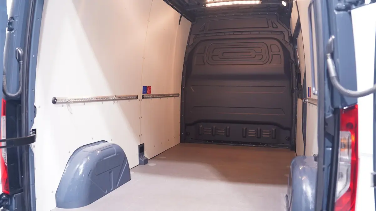 315 CDI 150 pk L2H2 Aut. Navi, 18" LMV, 360 Camera LED Koplampen, Adapt. Cruise, Laadruimte Pakket, PDC V+A, 2-Zits