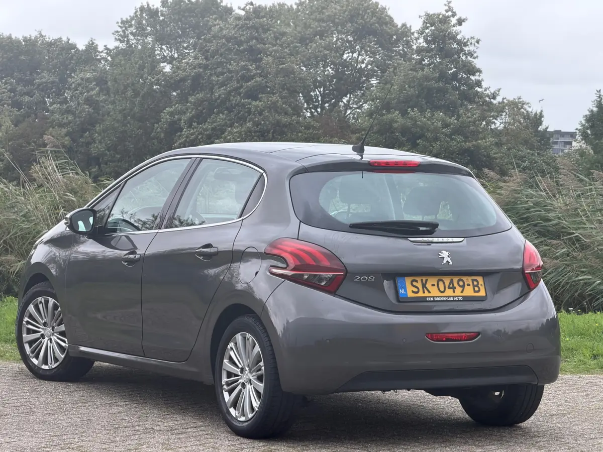 1.2 e-THP 110pk Allure - Gris Platinium - Panoramadak/Carplay/Cruise