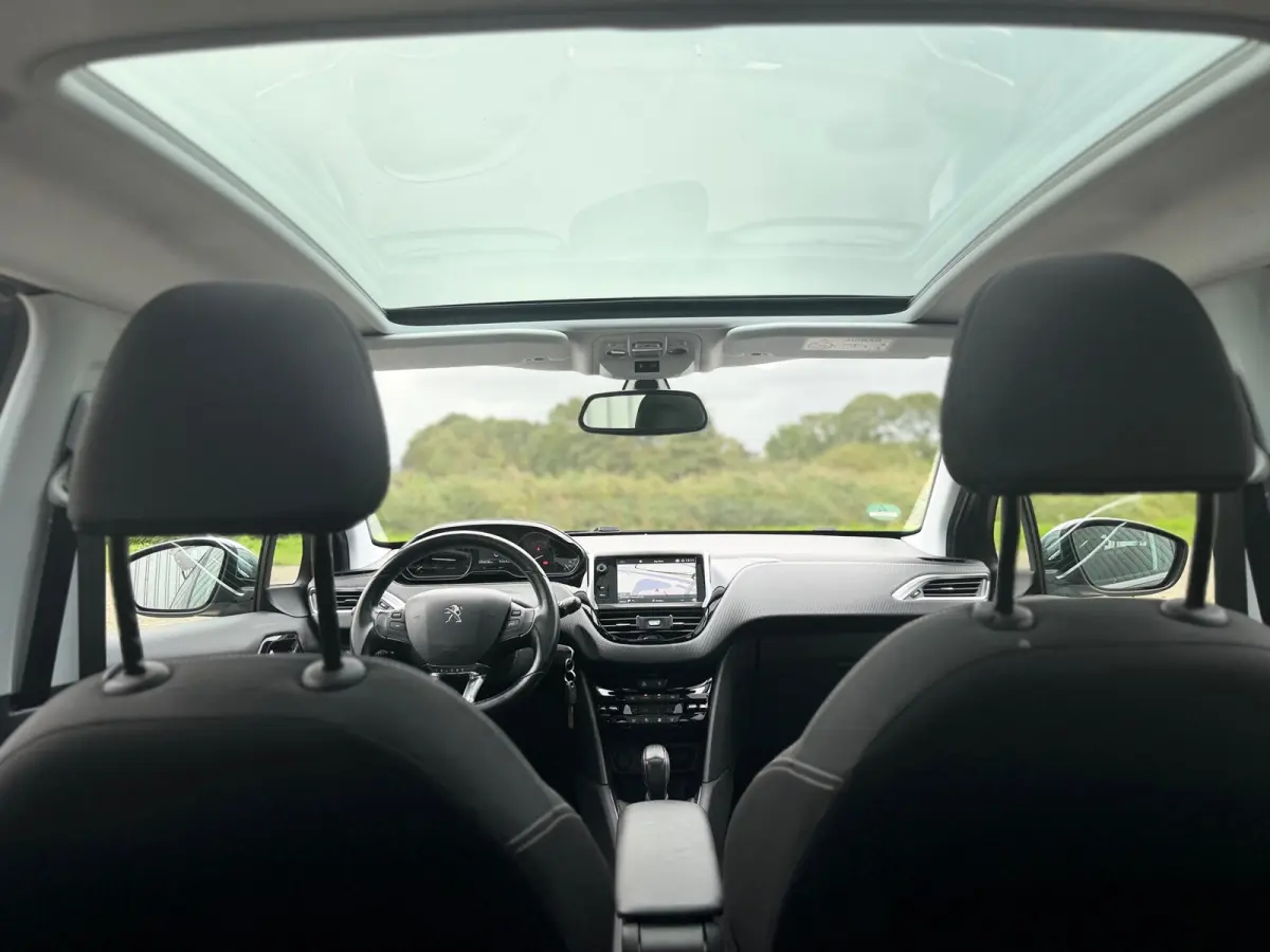 1.2 e-THP 110pk Allure - Gris Platinium - Panoramadak/Carplay/Cruise