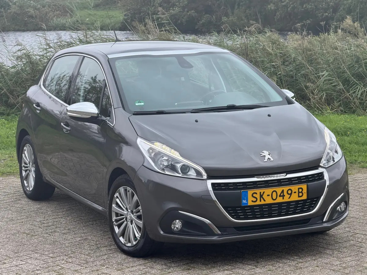 1.2 e-THP 110pk Allure - Gris Platinium - Panoramadak/Carplay/Cruise