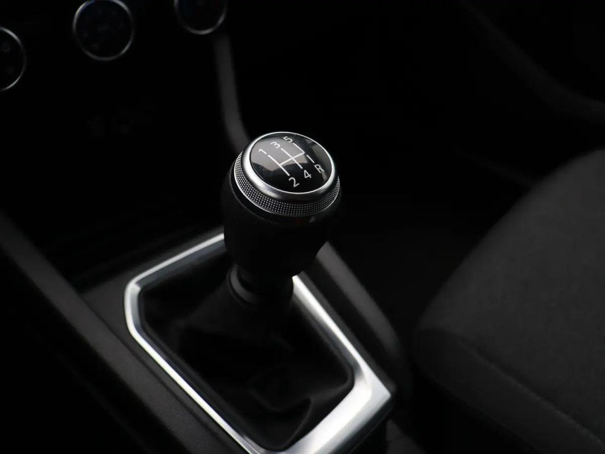TCe 100pk Business Zen | Airco | Multimediasysteem met Android Auto en Apple Carplay | Cruise Control |