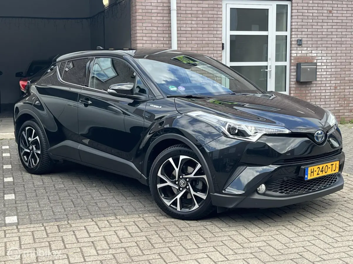 1.8 Hybrid Executive Ultimate Bouwjaar 2019, LED, Camera, Navi, 100% Dealer onderhouden!