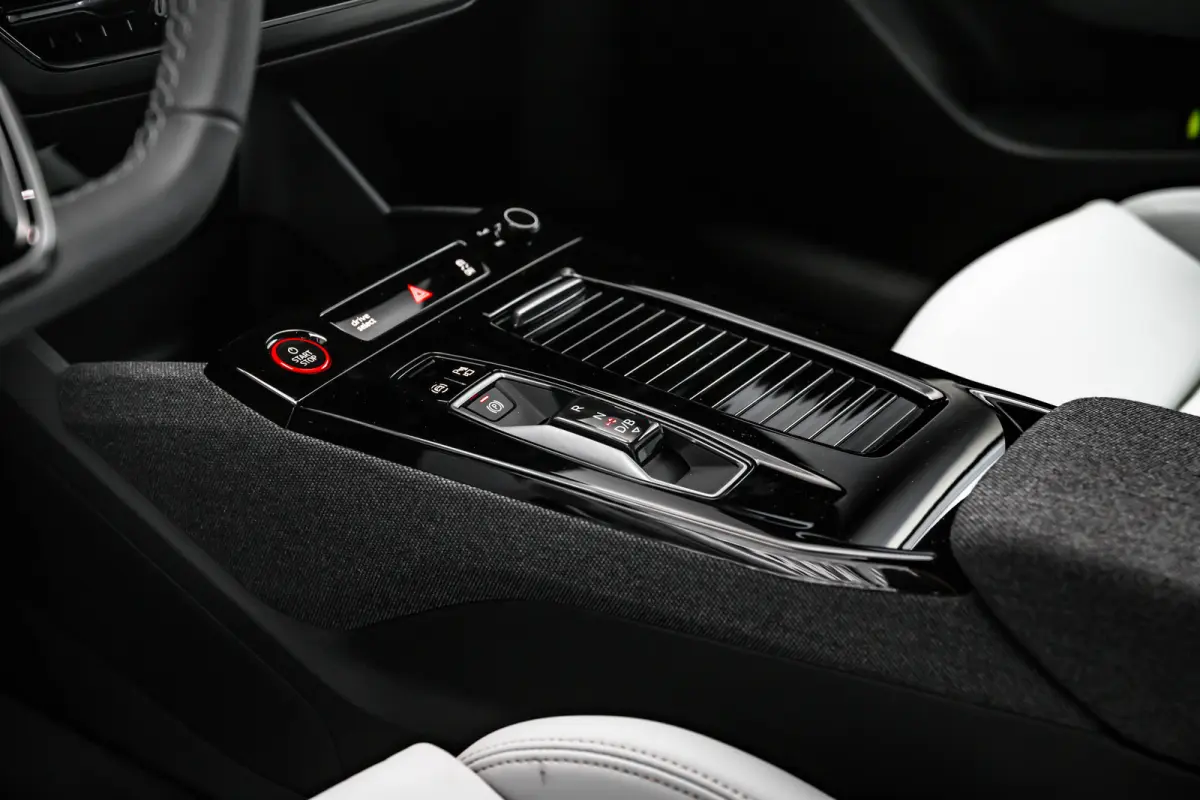 S edition | Audi smartphone interface | Comfortsleutel | Elektrisch instelbare voorstoelen