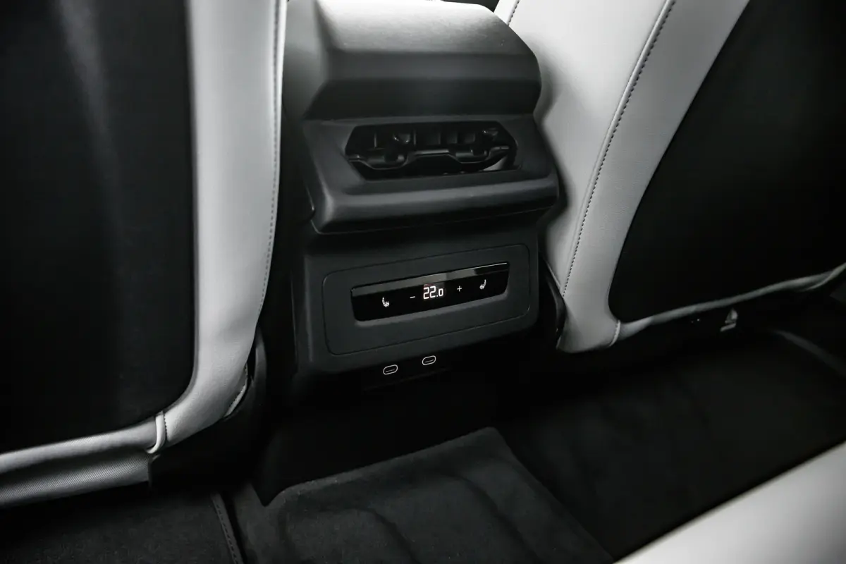 S edition | Audi smartphone interface | Comfortsleutel | Elektrisch instelbare voorstoelen