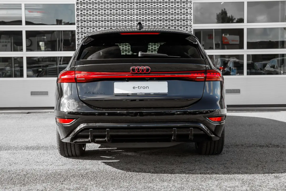 S edition | Audi smartphone interface | Comfortsleutel | Elektrisch instelbare voorstoelen