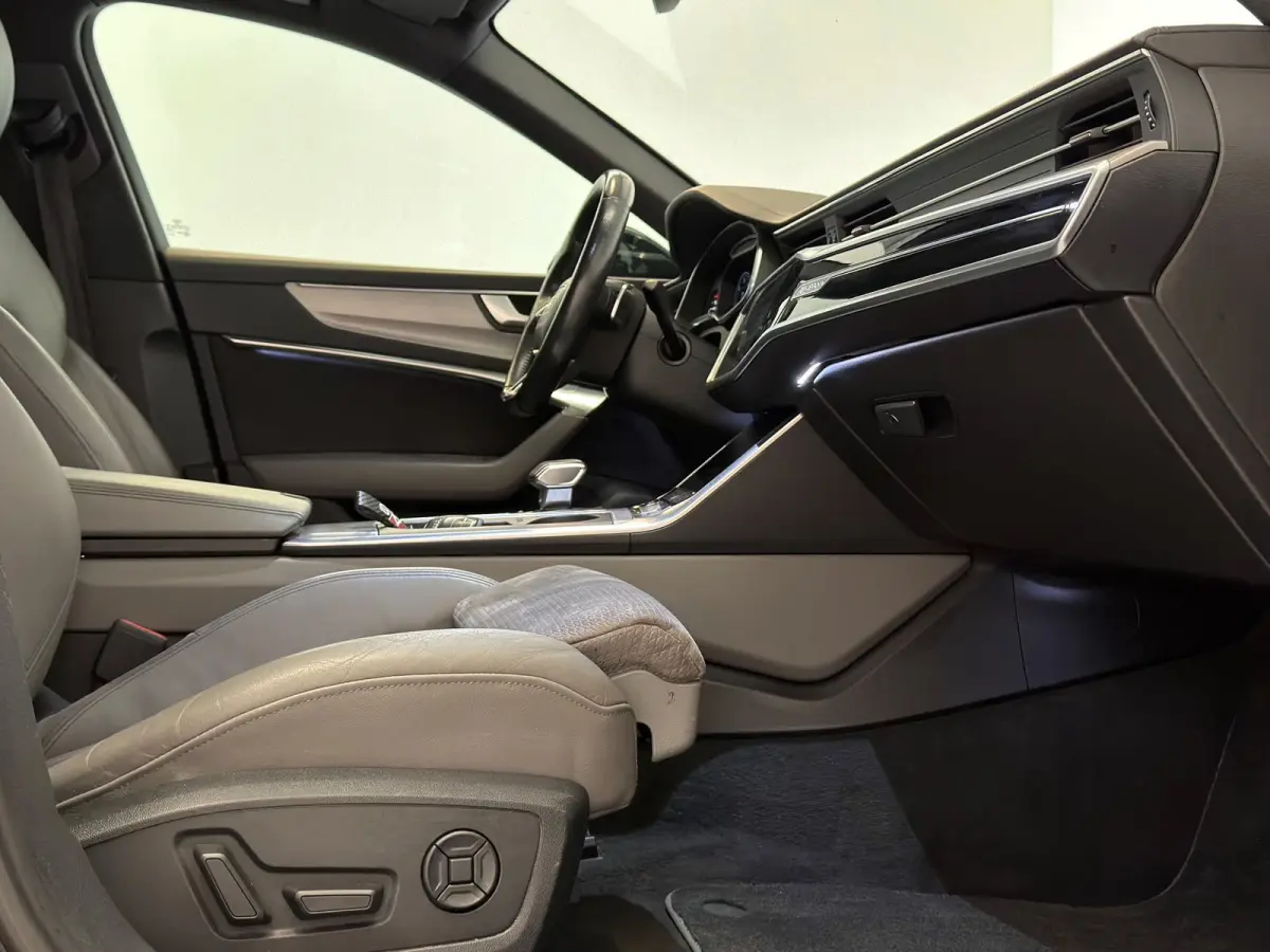 50 TDI Quattro Sport S-Line / Pano / NL-auto / ACC