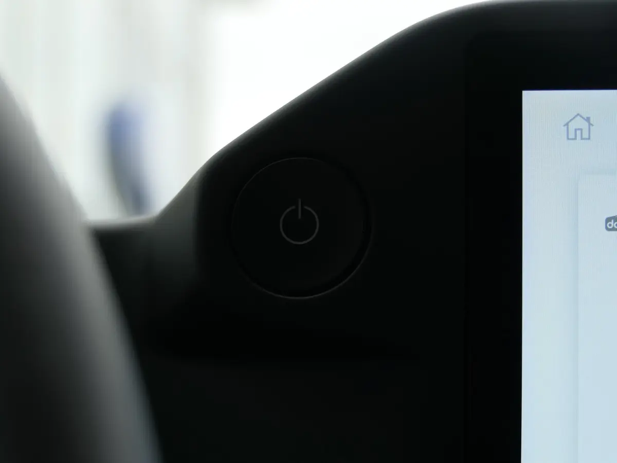 320 L1H1 Trend 71 kWh | Camera | Cruise Control | CarPlay/Android Auto | Bijrijdersbank |