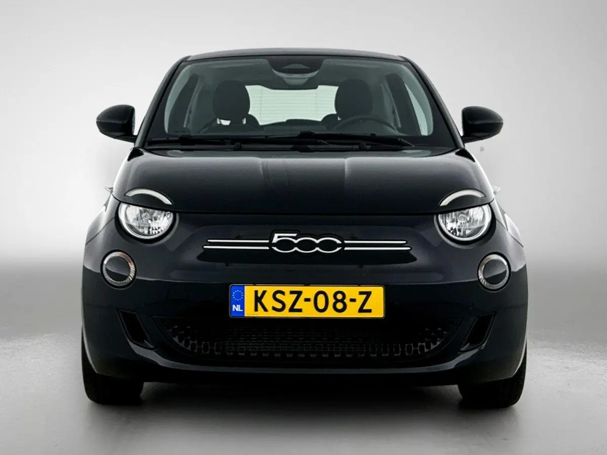 118pk Urban 42 kWh Automaat | LAGE KM | Apple Carplay/Android Auto | Climate Control | Camera | Dodehoekdetectie | Stoelverwarming |