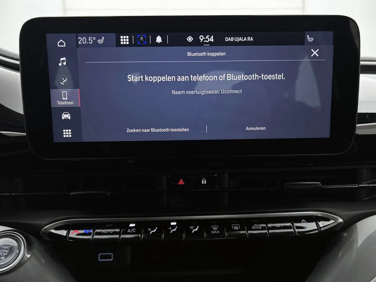 118pk Urban 42 kWh Automaat | LAGE KM | Apple Carplay/Android Auto | Climate Control | Camera | Dodehoekdetectie | Stoelverwarming |