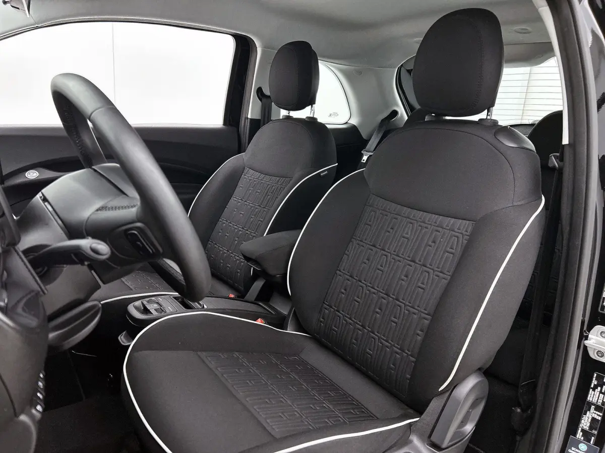 118pk Urban 42 kWh Automaat | LAGE KM | Apple Carplay/Android Auto | Climate Control | Camera | Dodehoekdetectie | Stoelverwarming |