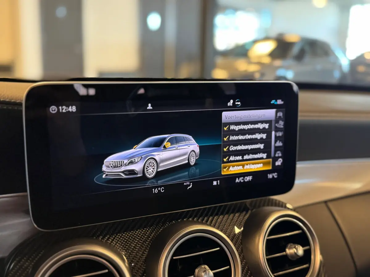 AMG C63 S Keramisch / Kuip / 360 camera / Sfeerverlichting / Memory / Panoramadak